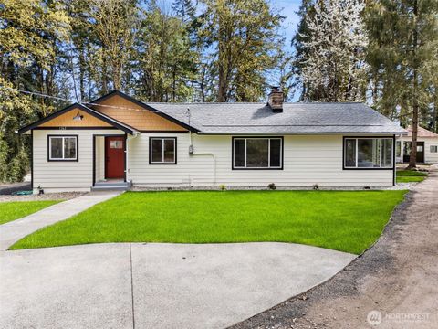 Photo of 1362 Carr Boulevard, Bremerton, WA 98312 (MLS # 2508009)