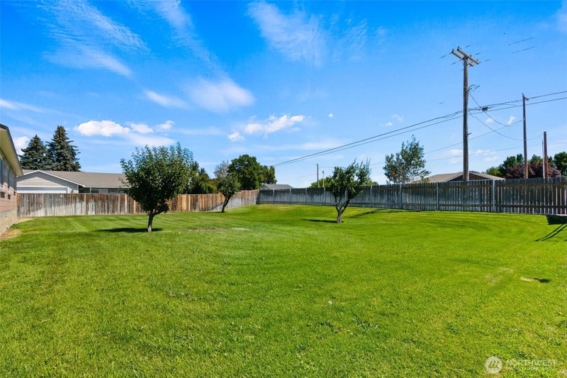 2813 N Airport Road