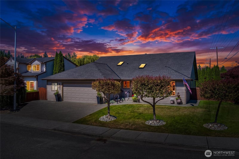 7205 261st Street NW
