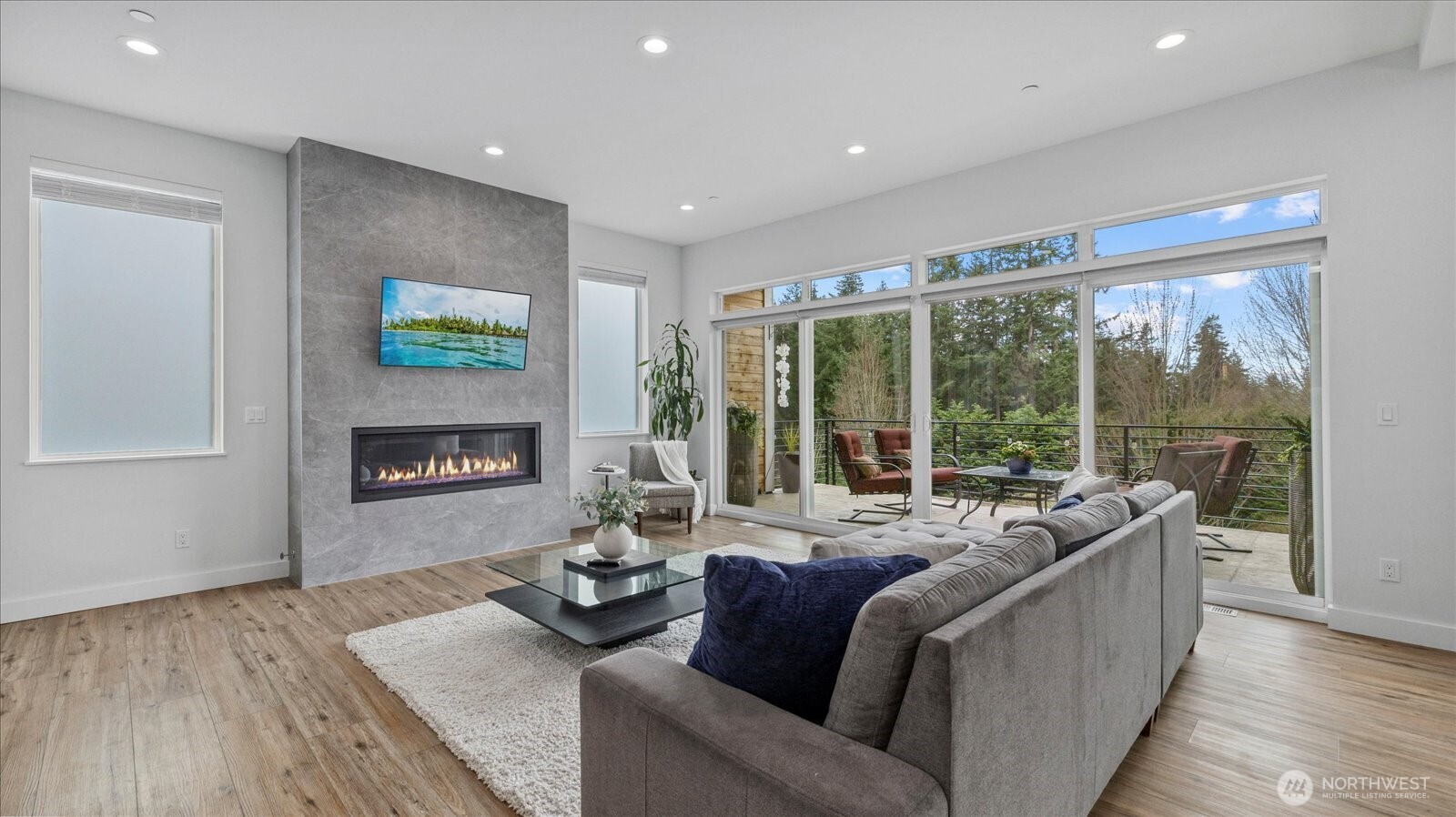 17123 W 69th Place W