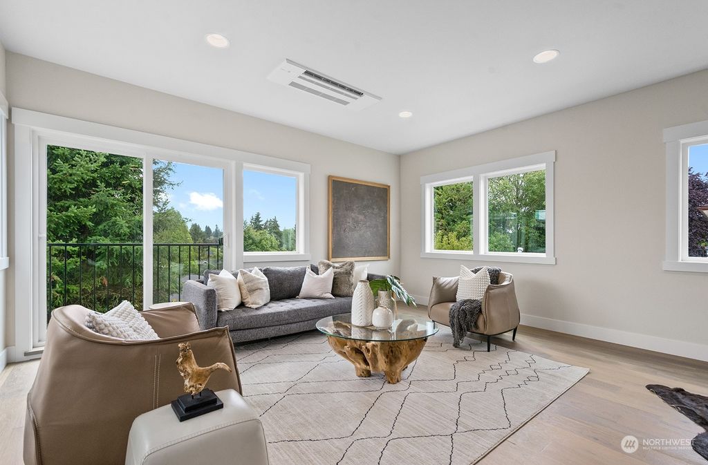 Photo of 7556 34th Avenue NE, Seattle, WA 98115 (MLS # 2274172)