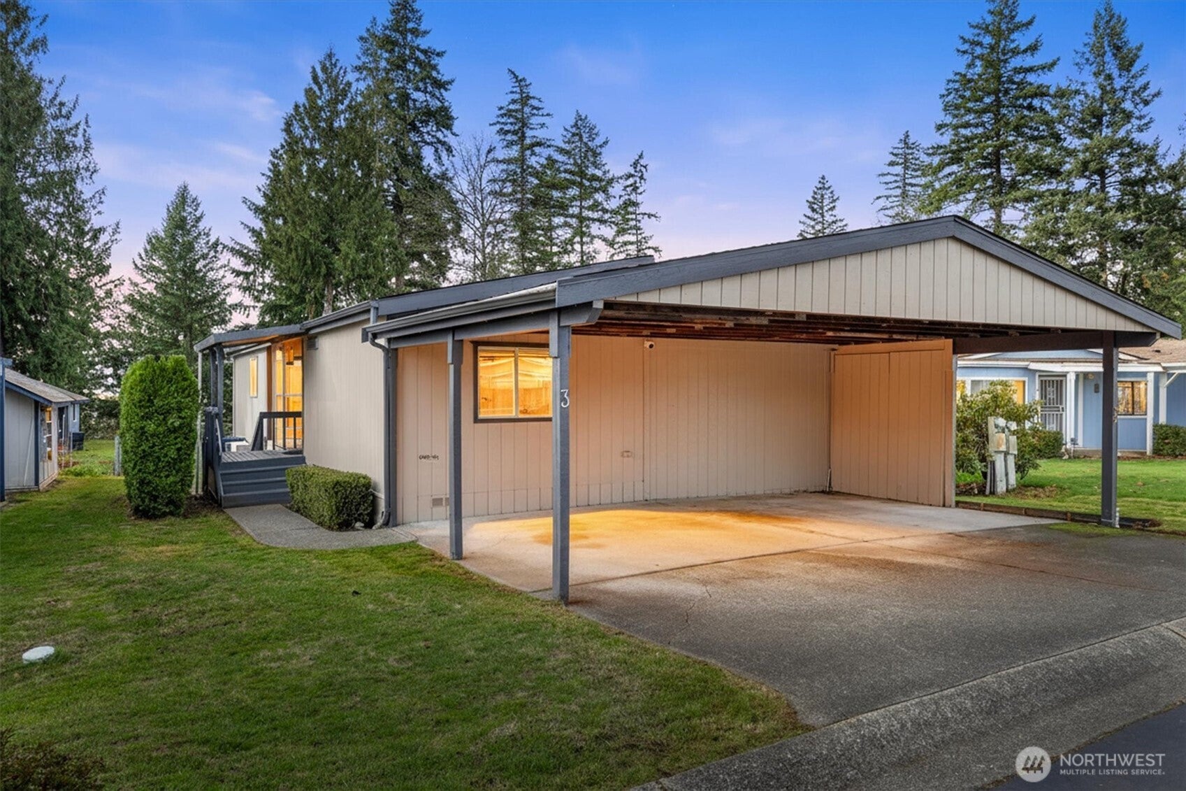 3501 Auburn Wy S 3