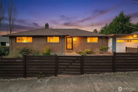 Photo of 2539 30th Avenue S, Seattle, WA 98144 (MLS # 2484341)