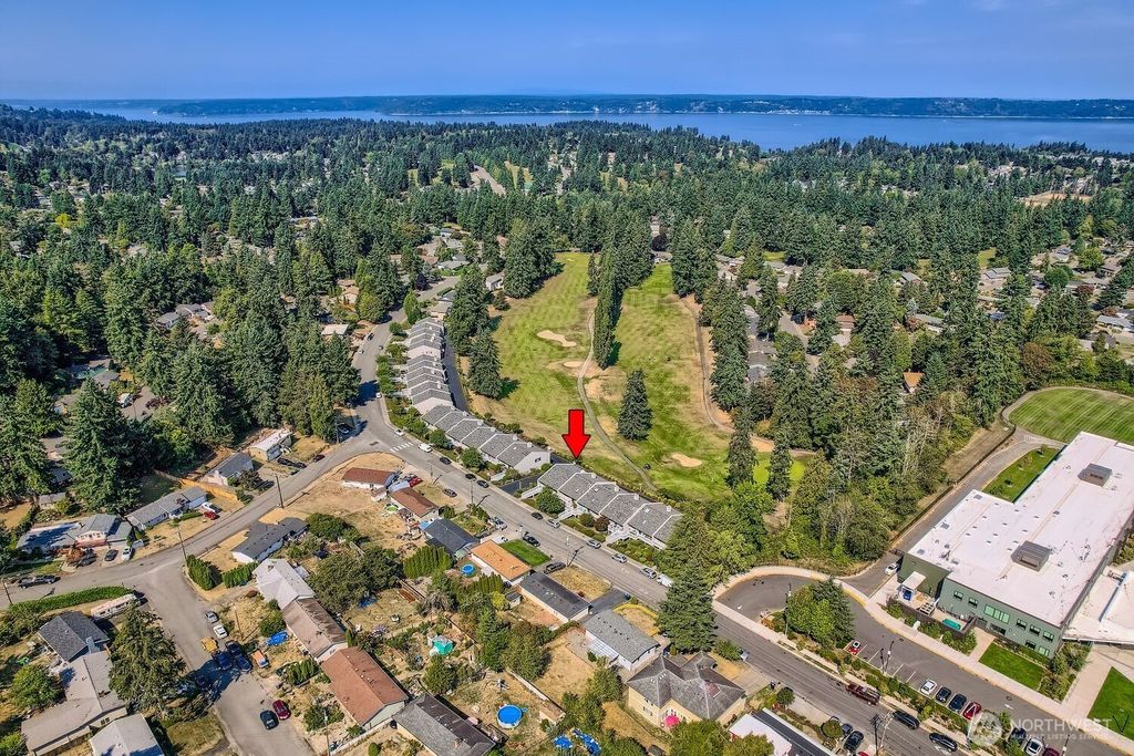 Photo of 2730 SW 327th Street #D18, Federal Way, WA 98023 (MLS # 2425816)