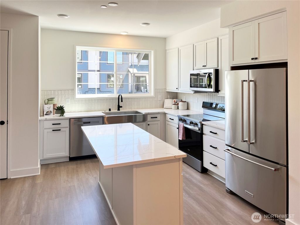 Photo of 1173 Shoreline Way SE #1503, North Bend, WA 98045 (MLS # 2381862)