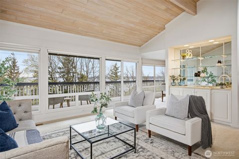 Photo of 337 S State Street #2, Bellingham, WA 98225 (MLS # 2505610)