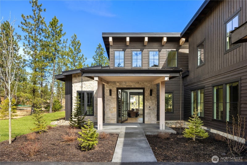 451 Southern Star Lane