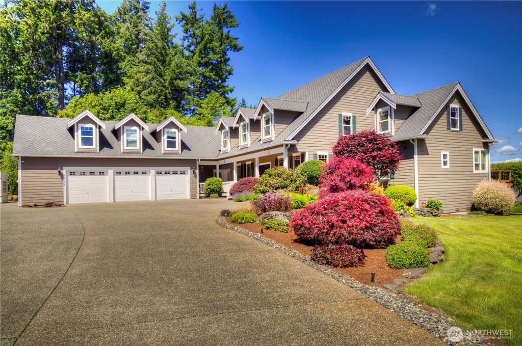 Photo of 7305 45th Street Court NW, Gig Harbor, WA 98335 (MLS # 2540235)
