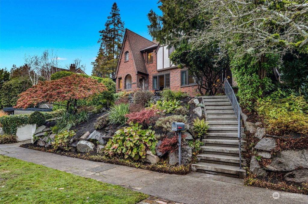 Photo of 3620 42nd Avenue NE, Seattle, WA 98105 (MLS # 2022479)