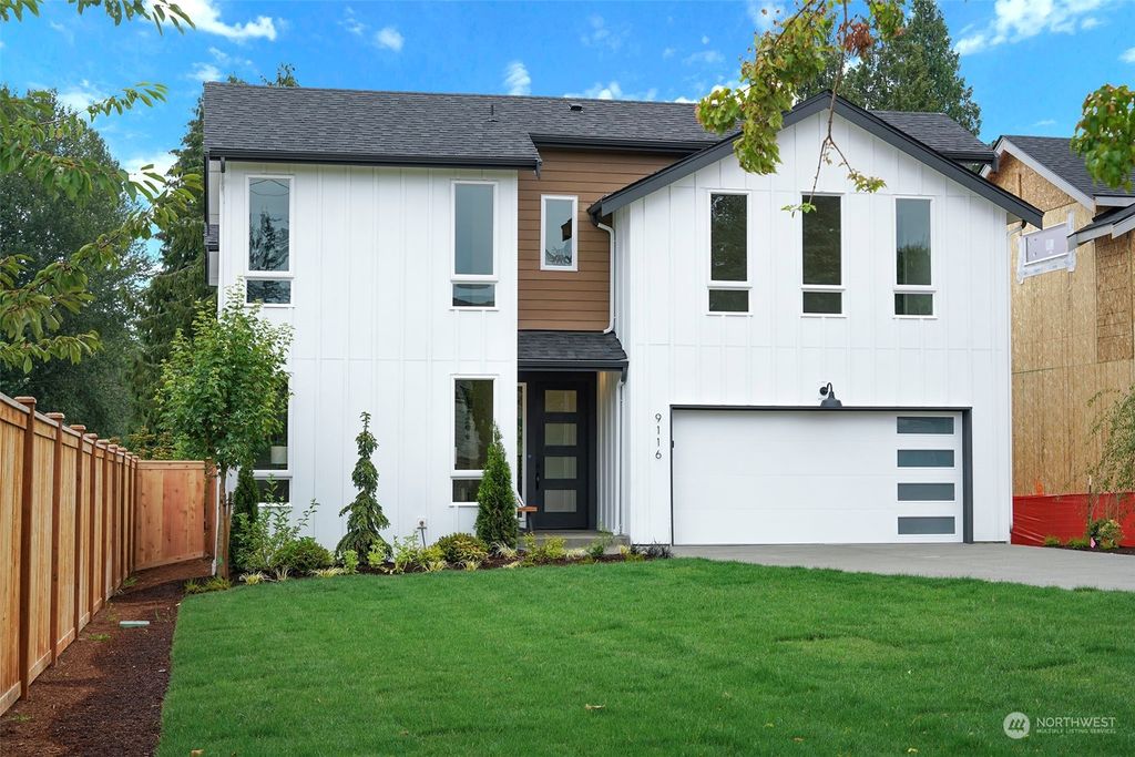 Photo of 9116 125th Avenue NE, Kirkland, WA 98033 (MLS # 2269090)