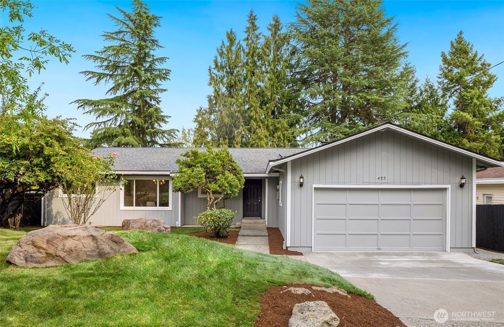 Photo of 432 128th Avenue SE, Bellevue, WA 98005 (MLS # 2420794)