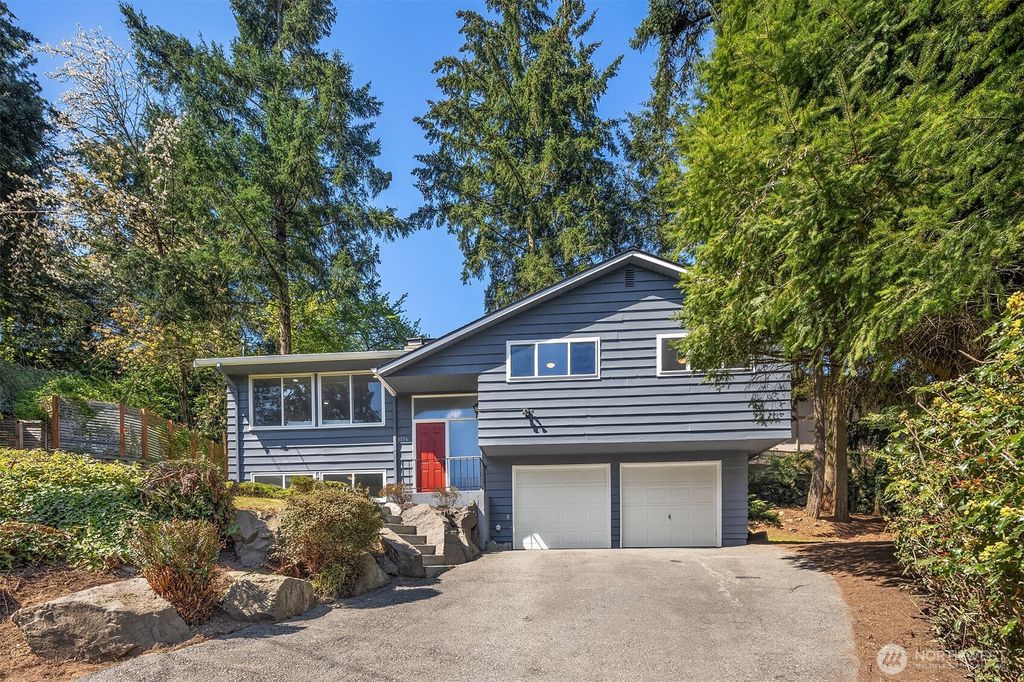 Photo of 1136 N 146th Place, Shoreline, WA 98133 (MLS # 2438722)