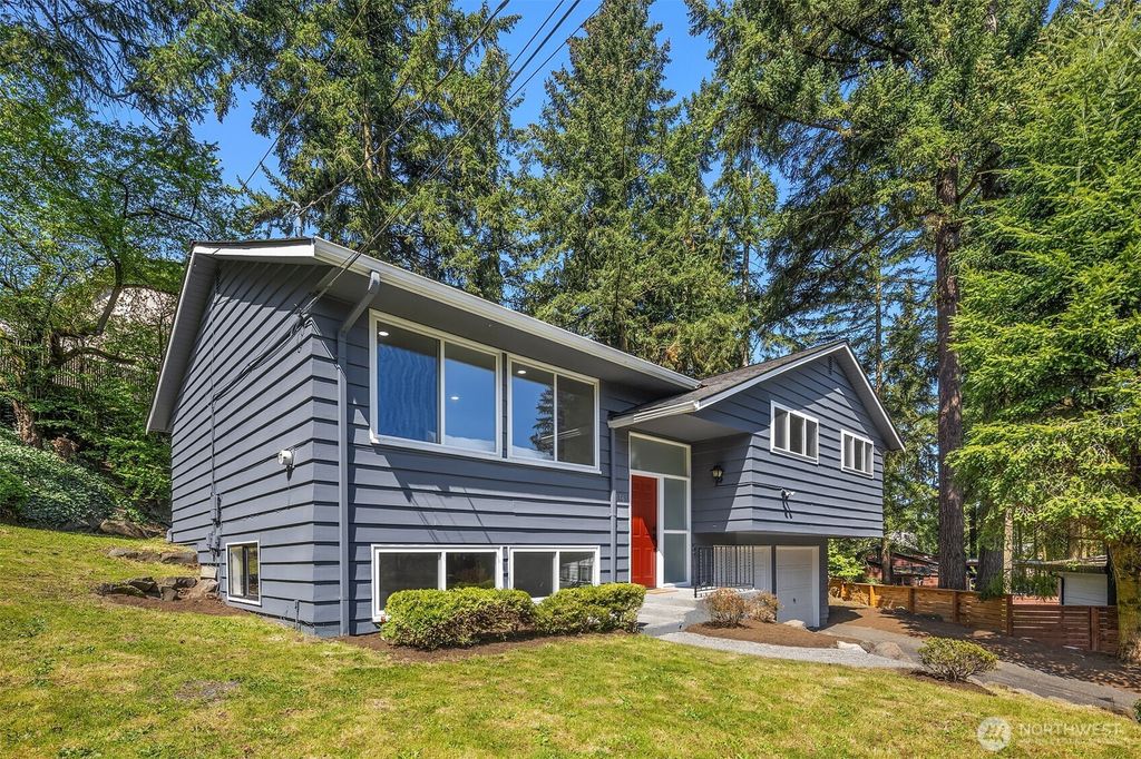 Photo of 1136 N 146th Place, Shoreline, WA 98133 (MLS # 2438722)