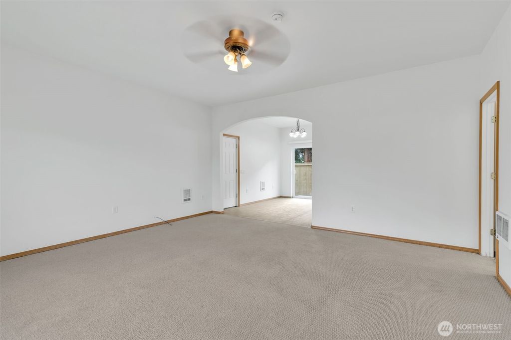 Photo of 713 3rd Avenue S, Kent, WA 98032 (MLS # 2509611)