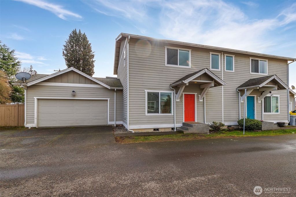 Photo of 713 3rd Avenue S, Kent, WA 98032 (MLS # 2509611)