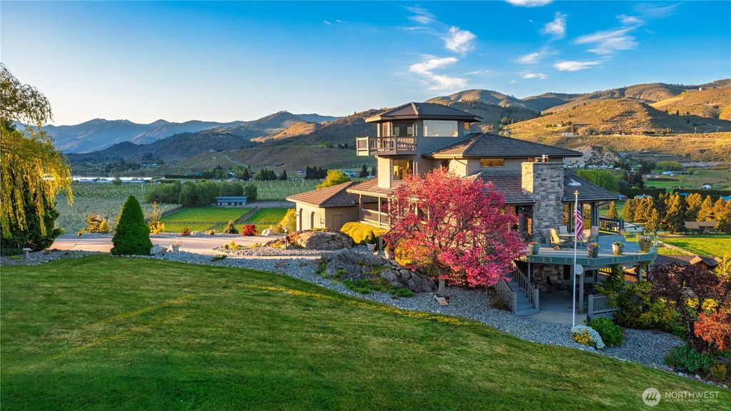 Photo of 265 Proctor Blvd Blvd, Manson, WA 98831 (MLS # 2514483)