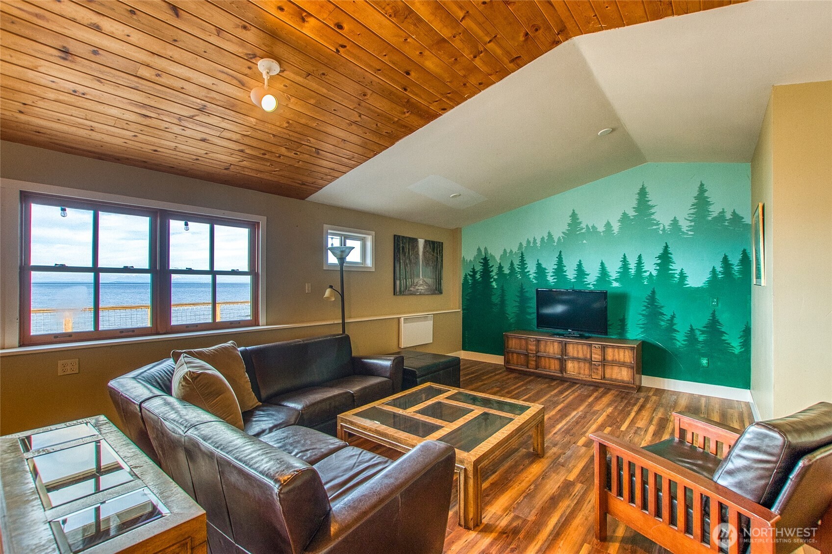 178 Fossil Bay Drive