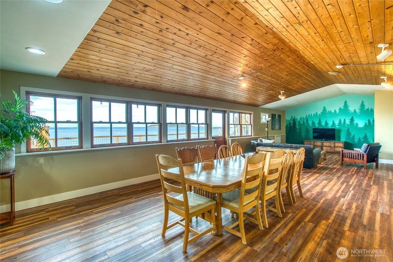 178 Fossil Bay Drive
