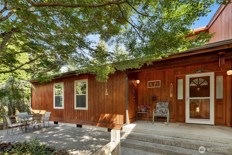 9317 Avon Allen Road