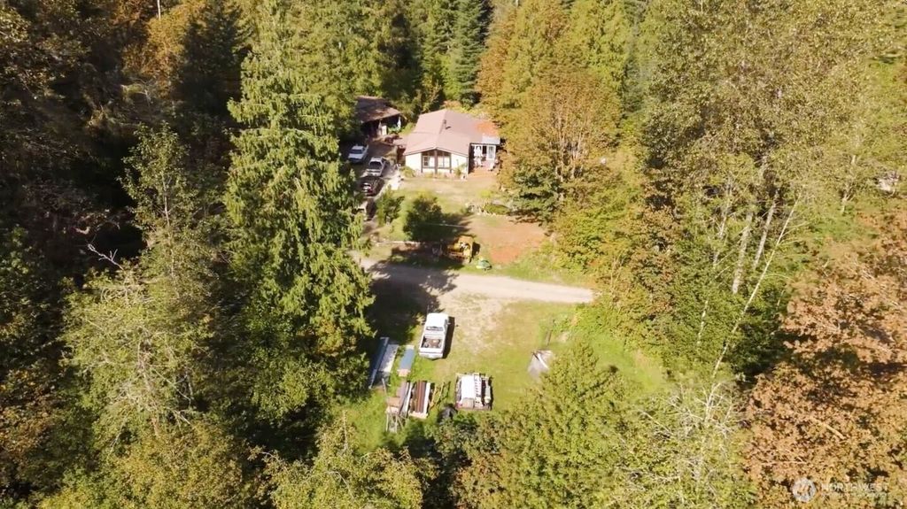 Photo of 55109 E Sauk Lane, Darrington, WA 98241 (MLS # 2355640)