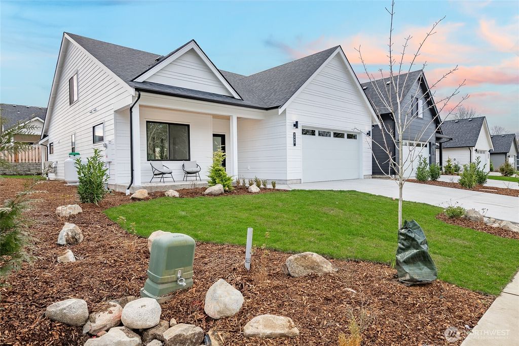 Photo of 2883 Oleander Lane, Blaine, WA 98230 (MLS # 2464126)