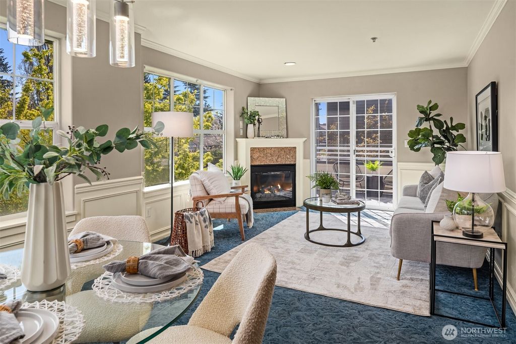 Photo of 10549 Stone Avenue N #301, Seattle, WA 98133 (MLS # 2358938)