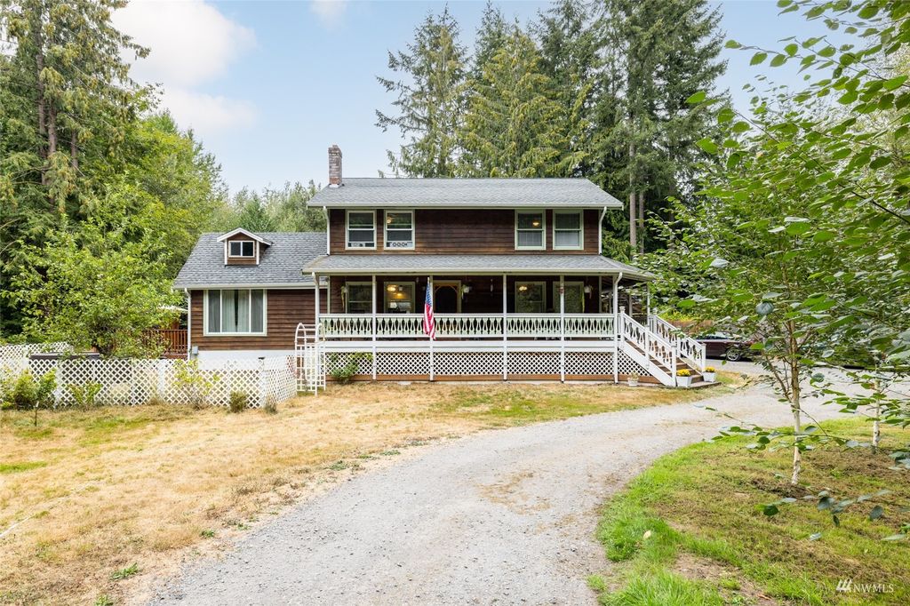 Photo of 1921 188th Street NE, Arlington, WA 98223 (MLS # 1988983)