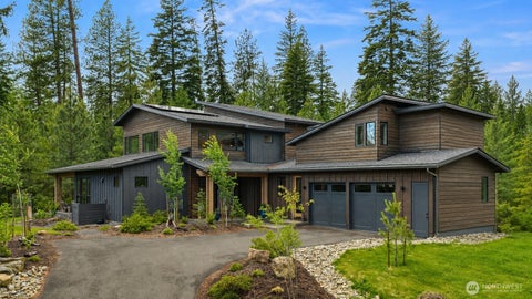 Photo of 331 Old Grove Trl Trl, Cle Elum, WA 98922 (MLS # 2538869)