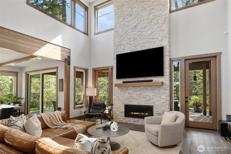331 Old Grove Trl