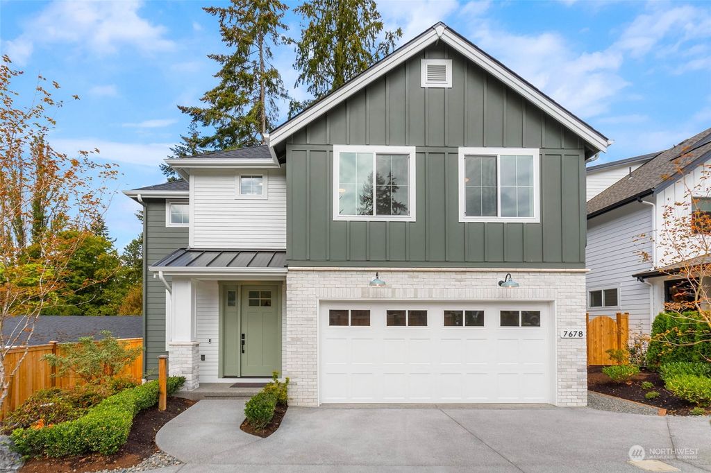 Photo of 7678 NE 165th Place, Kenmore, WA 98028 (MLS # 1899793)