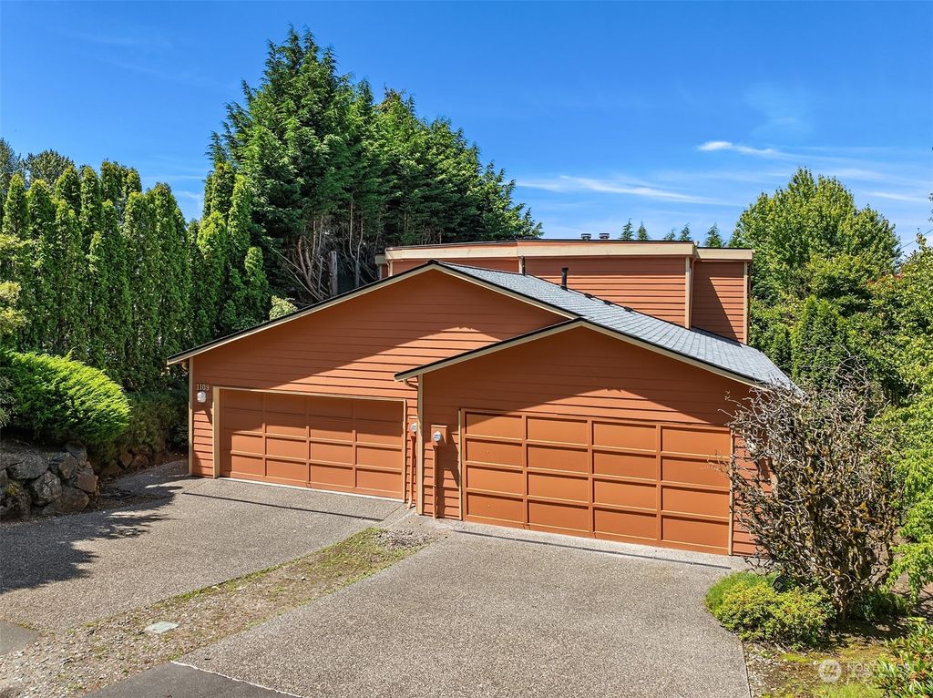 Photo of 1107 Kirkland Avenue, Kirkland, WA 98033 (MLS # 2258701)