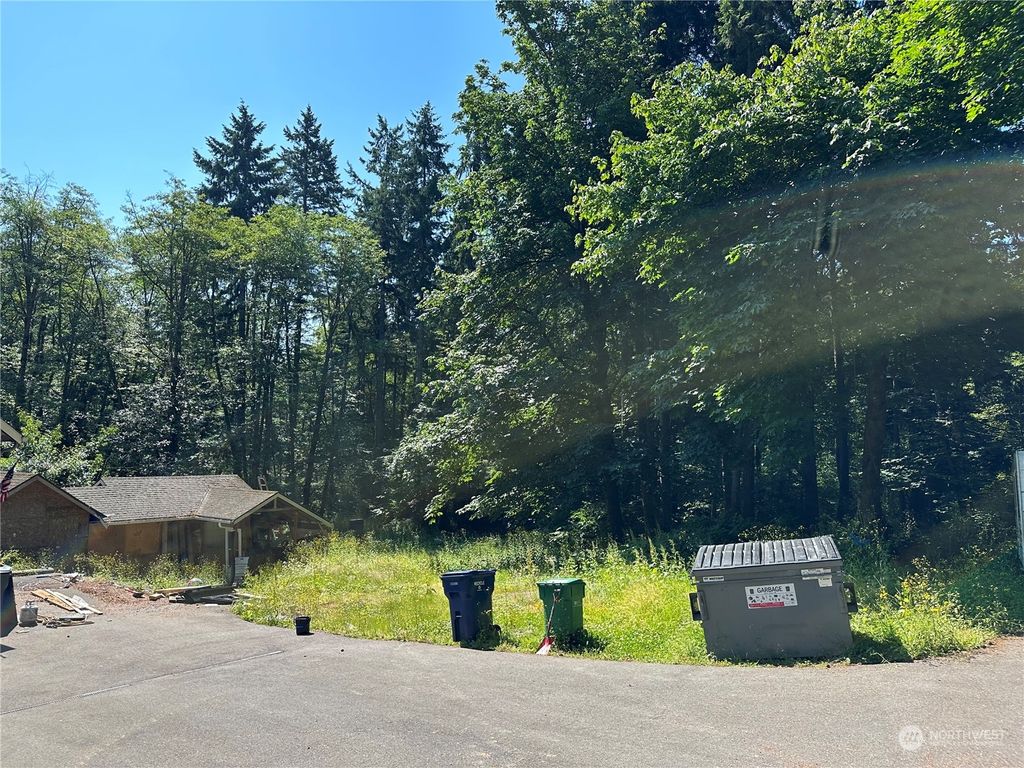 Photo of 368 xx 1st Avenue SW, Federal Way, WA 98003 (MLS # 2185280)