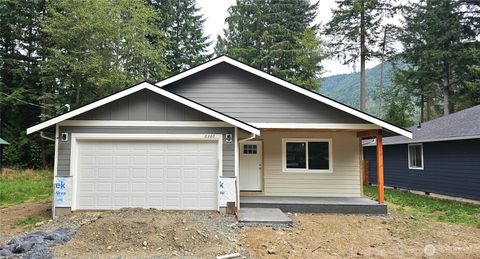 Photo of 6360 Blackfoot Place, Maple Falls, WA 98266 (MLS # 2430305)