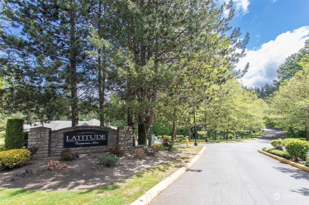 Photo of 33020 10th Avenue SW #I302, Federal Way, WA 98023 (MLS # 2241110)