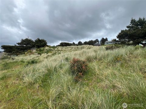 Photo of 32900 I Street, Ocean Park, WA 98640 (MLS # 2526576)