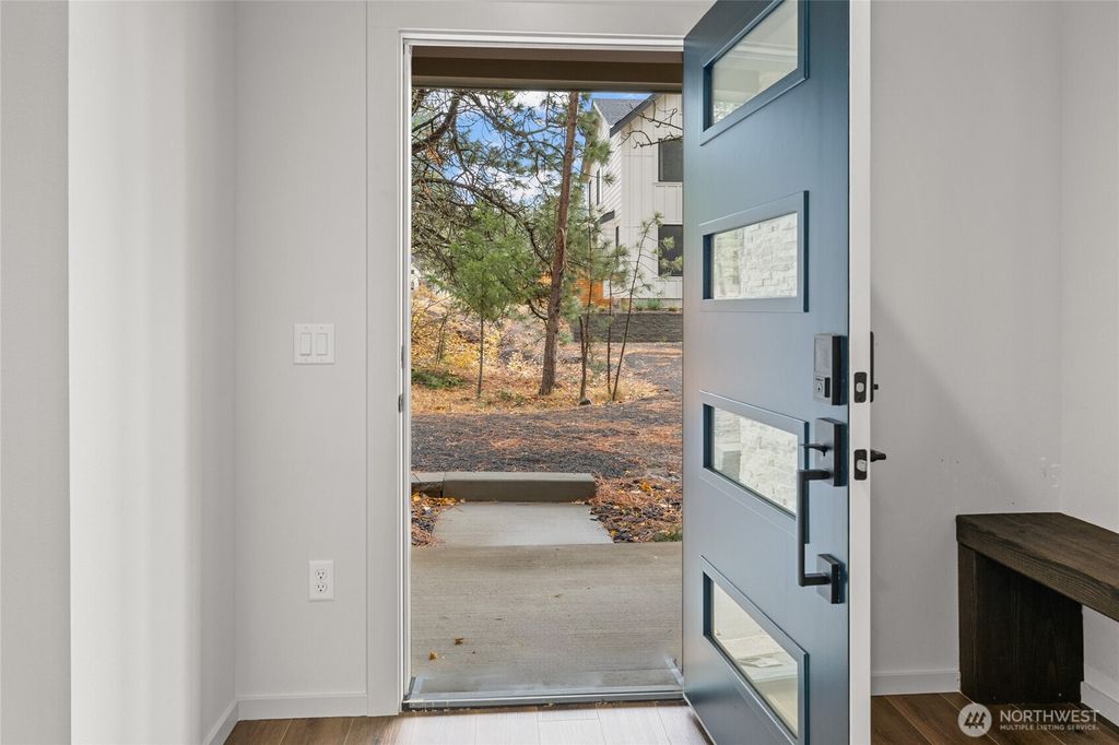 Photo of 609 Compass (Lot 19) Place, Cle Elum, WA 98922 (MLS # 2457667)