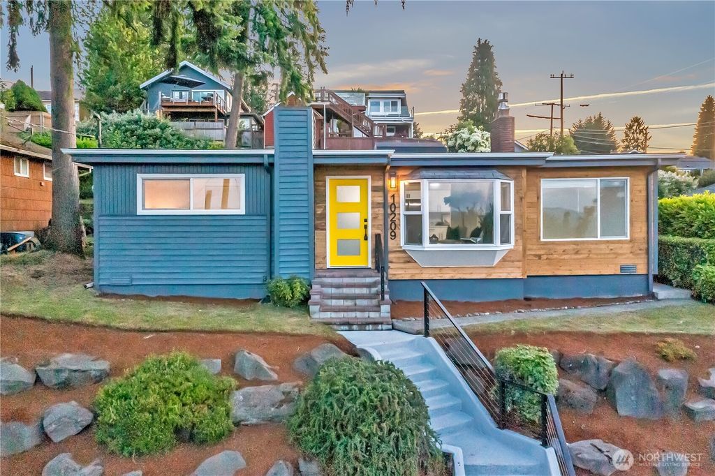 Photo of 10209 65th Avenue S, Seattle, WA 98178 (MLS # 2388318)