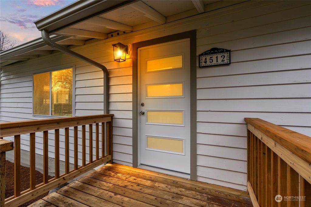 Photo of 4512 S 3rd Avenue, Everett, WA 98203 (MLS # 2043995)