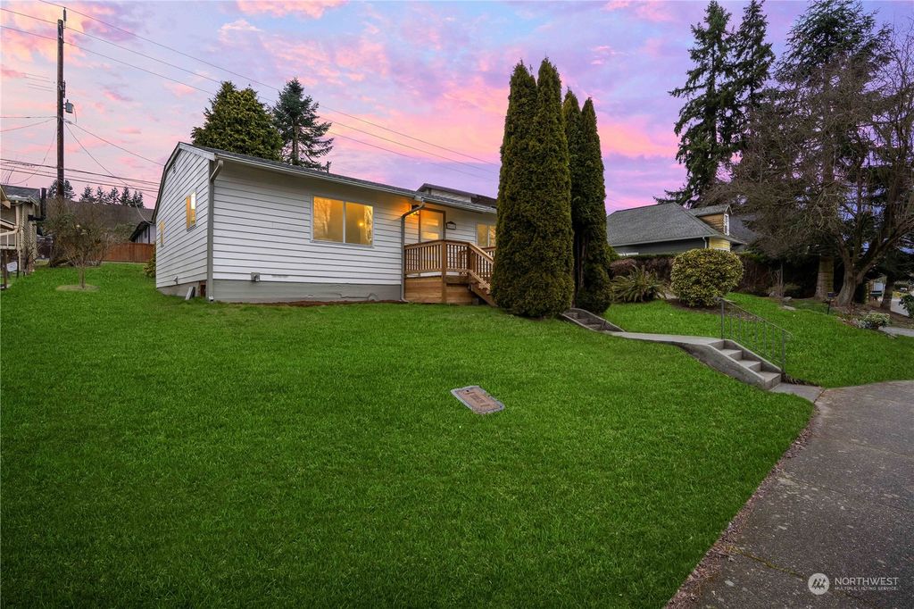 Photo of 4512 S 3rd Avenue, Everett, WA 98203 (MLS # 2043995)