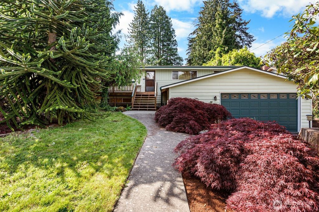 Photo of 4218 192nd Place SW, Lynnwood, WA 98036 (MLS # 2528632)