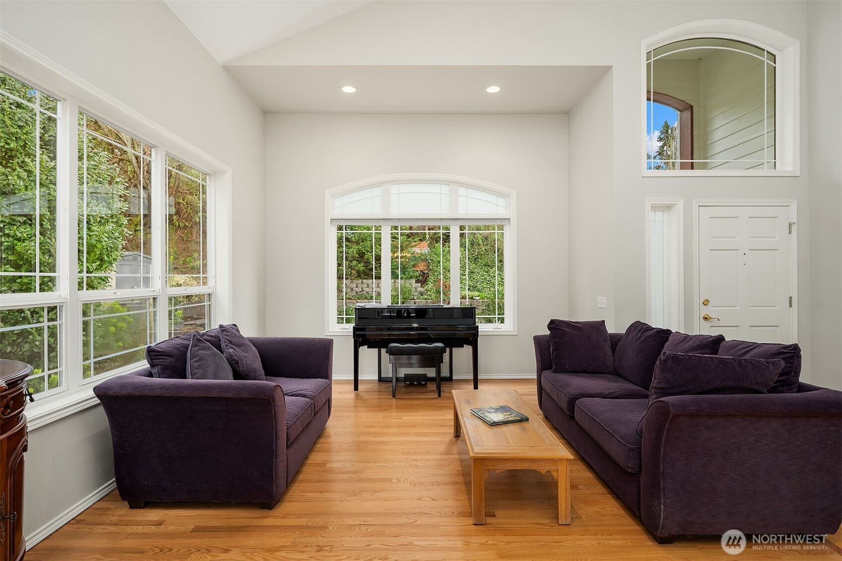 16811 10th Avenue SW