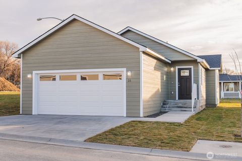 Photo of 123 E 9th Avenue #57, Moses Lake, WA 98837 (MLS # 2493712)