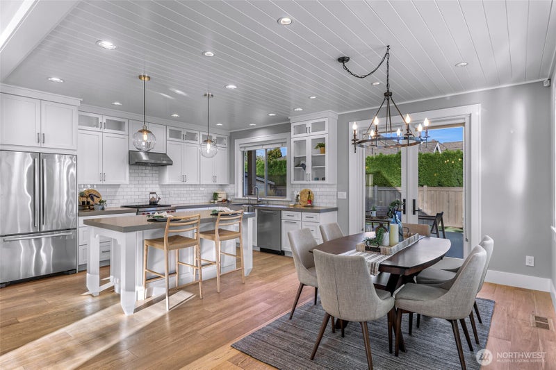902 Captain Bay Court
