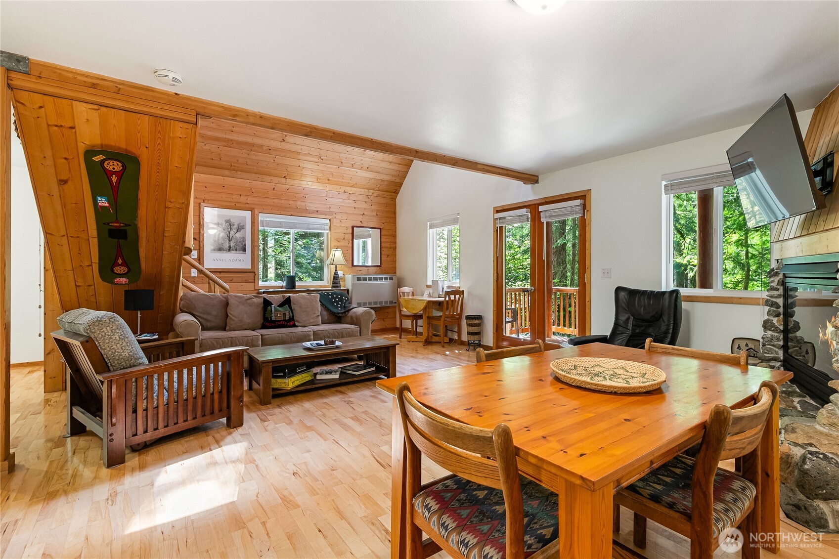 7502 Glacier Springs