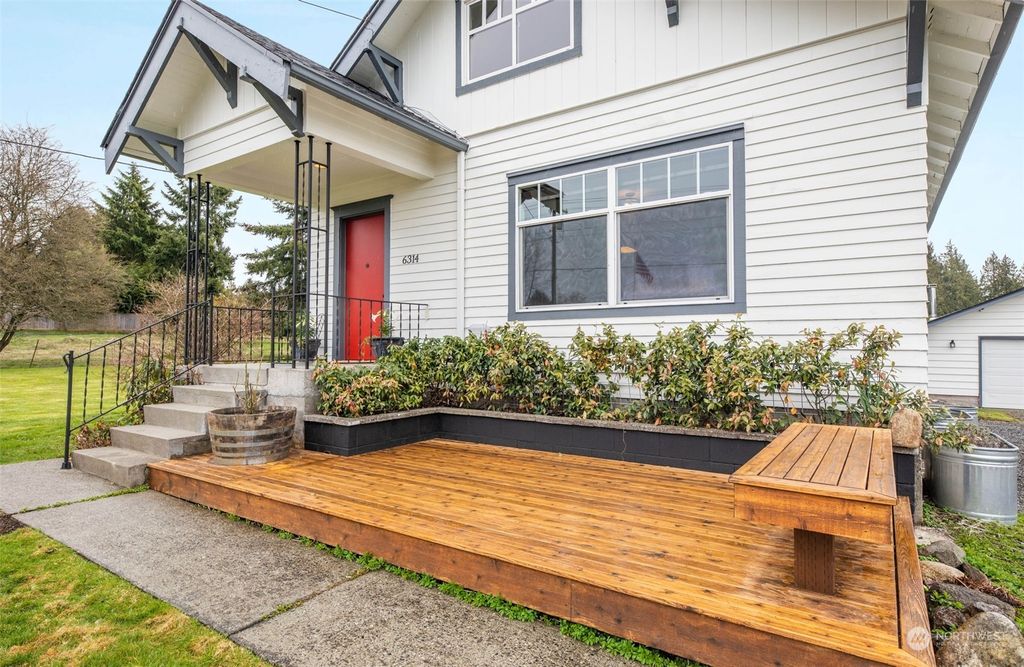 Photo of 6314 60th Street SE, Snohomish, WA 98290 (MLS # 2052130)