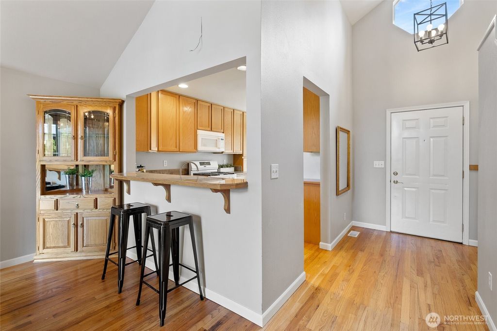 Photo of 17 119th Street SE #B, Everett, WA 98208 (MLS # 2389406)