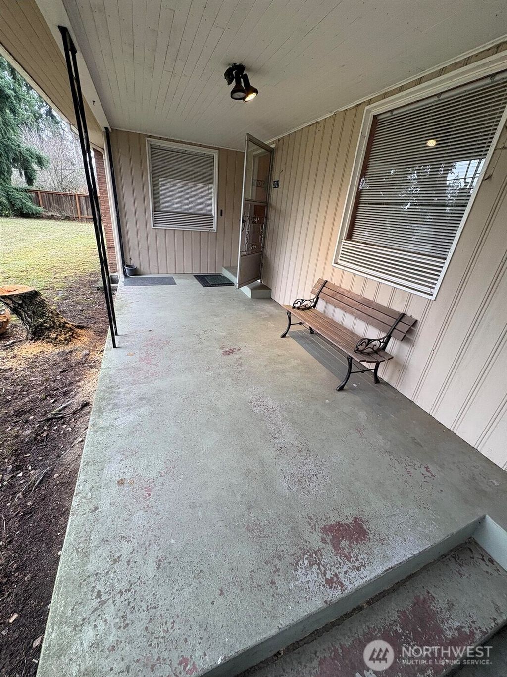 Photo of 2001 NE 177th Street, Shoreline, WA 98155 (MLS # 2465602)