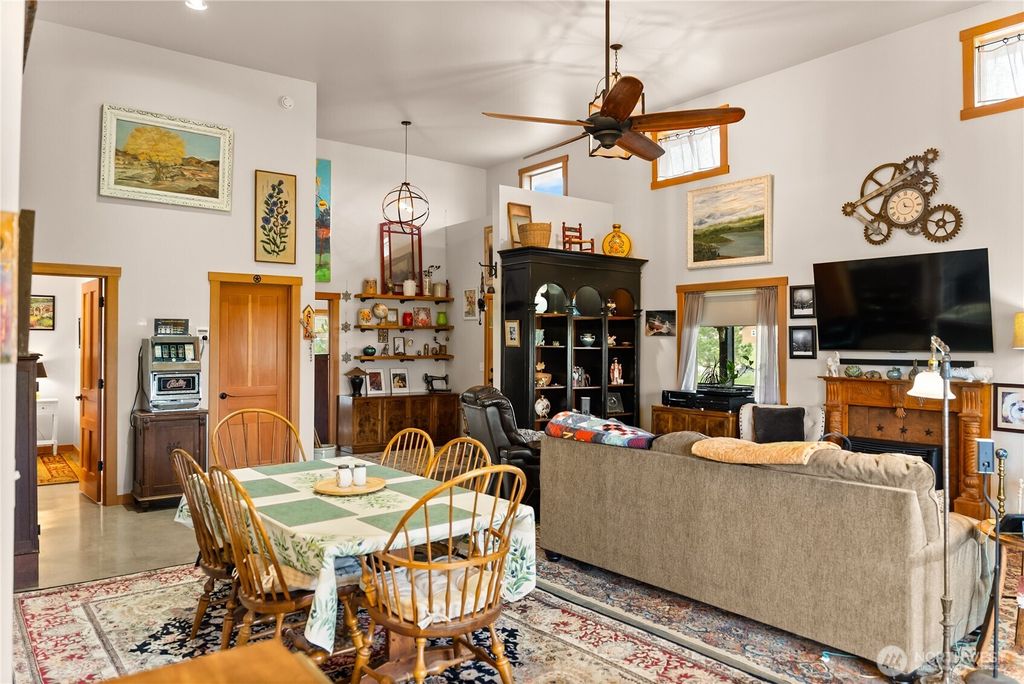 Photo of 30 Horizon Dr Dr, Tonasket, WA 98855 (MLS # 2510967)