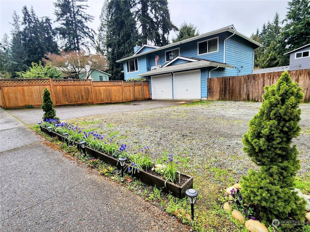 Photo of 1809 202nd Place SW, Lynnwood, WA 98036 (MLS # 2215481)