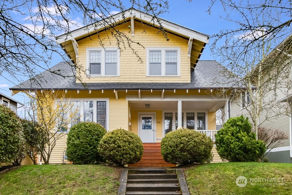 Photo of 1910 4th Avenue N, Seattle, WA 98109 (MLS # 2032075)